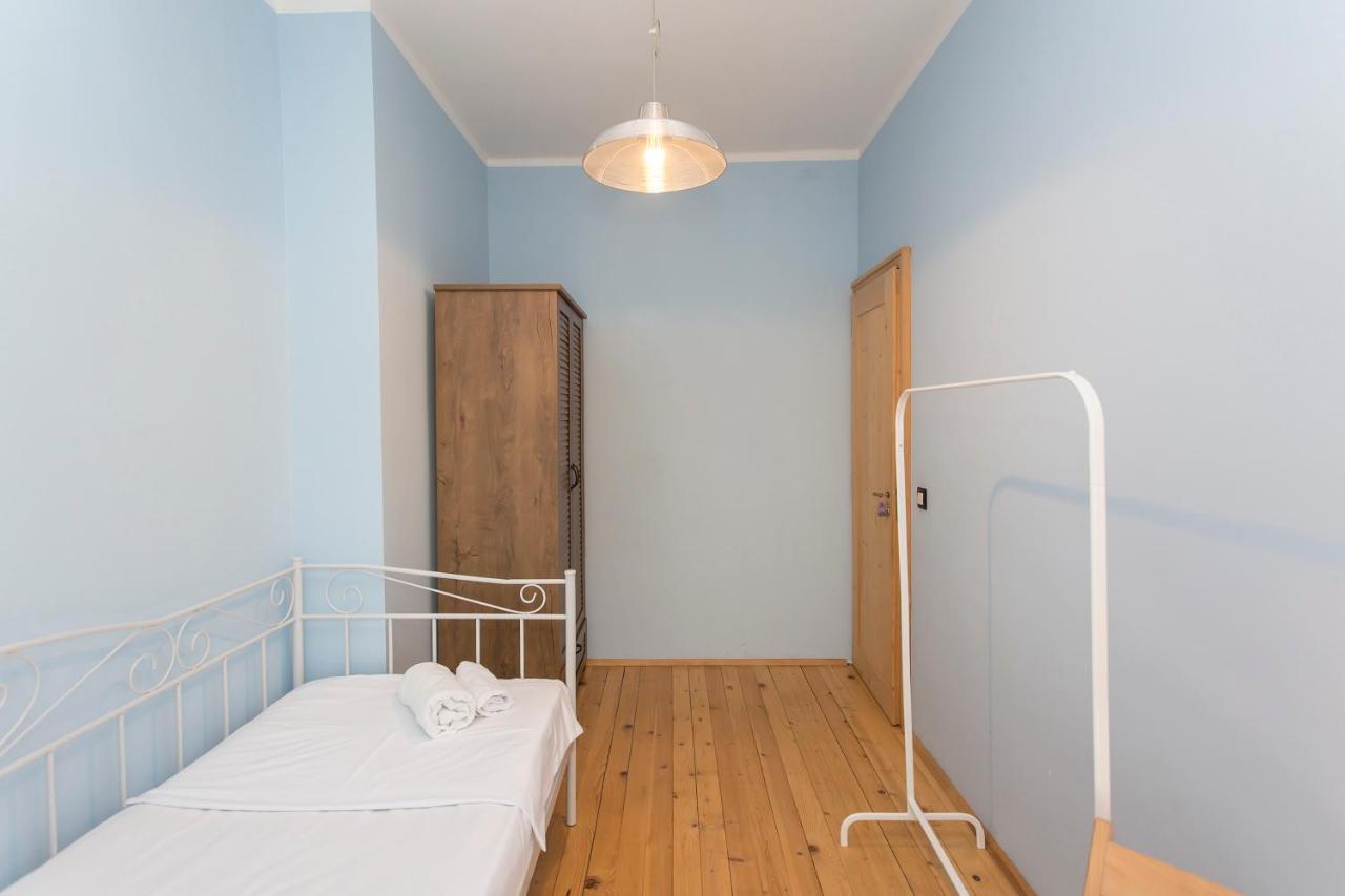 Colorful 2Bdr Apartment In The City Center Sofia Exterior photo